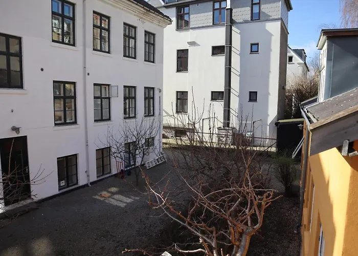 In Quiet Yellow Courtyard