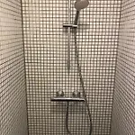 In Quiet Yellow Courtyard Pensionat *